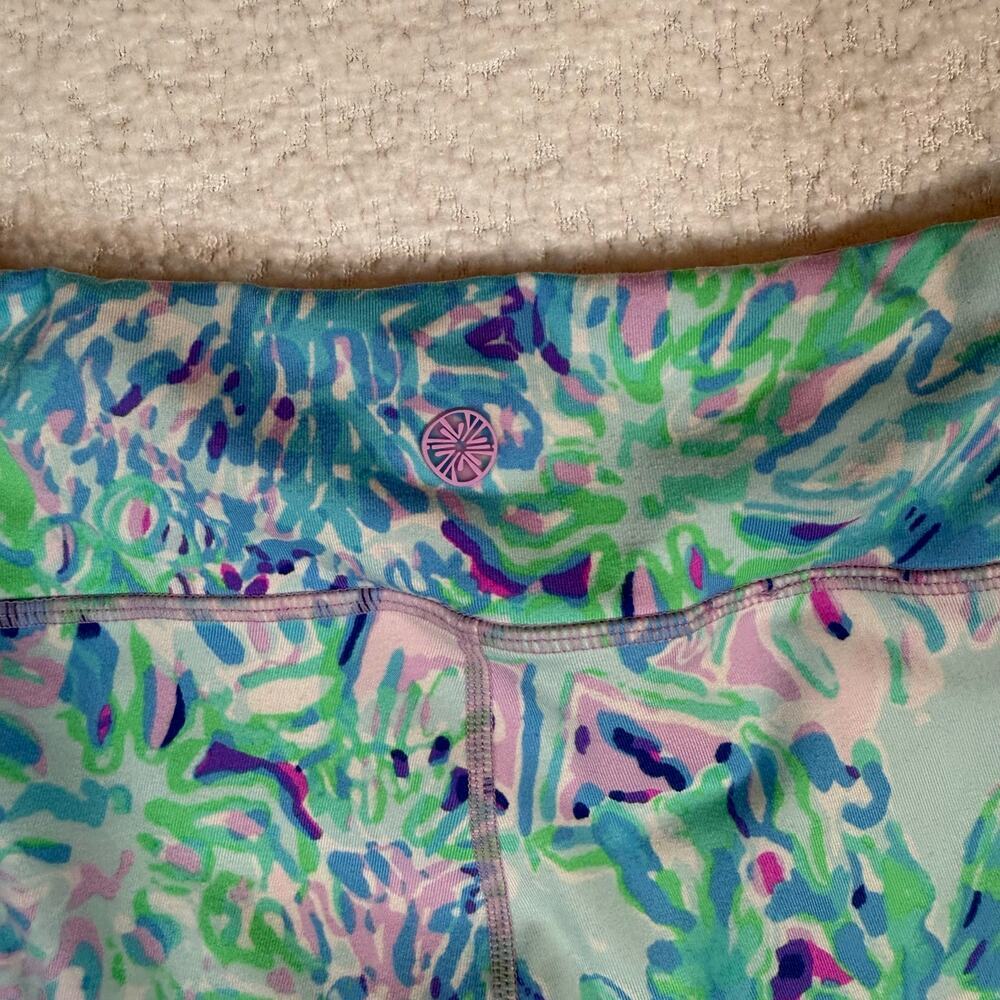 Lilly Pultzer womens luxletic cropped leggins size med floral bright - Picture 2 of 8